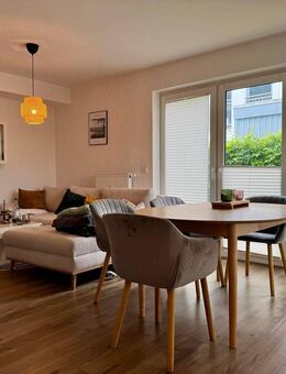 Gepflegte 2-Zimmer-EG-Wohnung mit überdachter Terrasse und Stellplatz in Alexandersfeld - Oldenburg