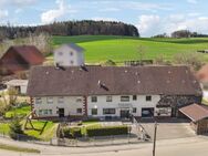 Unterallgäu: Bauernhaus auf großem Grundstück und zusätzliches Baugrundstück - Boos (Bayern)