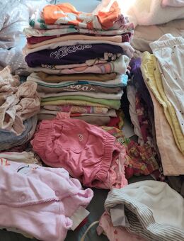 XXL Mädchenpaket Gr 62/68/74 - Halle (Saale)