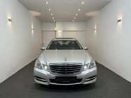 Mercedes-Benz E 300 T-Modell CDI Insp. NEU/AHK/SHD/SHZ Export! - Oberhausen