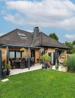 Attraktives und modernisiertes Einfamilienhaus mit Vollkeller und Garage in beliebter und gefragter Ortslage - Schwarzenbek