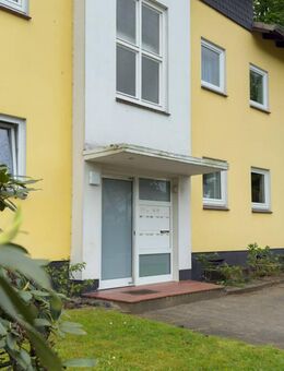 Lichtdurchflutete 1,5 Zi. WE im Dachgeschoss mit Abst., EBK & Charme zur Selbstnutzung oder Anlage - Quickborn (Landkreis Pinneberg)