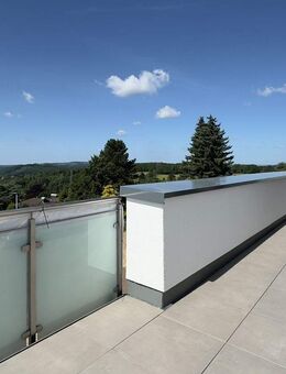 Exklusives Penthouse mit traumhafter Südterrasse und unvergleichbarer Blicklage in den Taunus - Glashütten (Hessen)