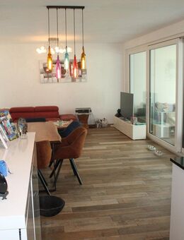 Exklusive 4 - Zimmer - Lifestyle-Wohnung auf der Hafeninsel - Offenbach (Main)