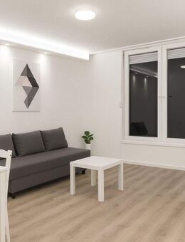 Erstbezug nach Sanierung: 2-Zimmer-Wohnung mit Balkon in Ottobrunn - Ottobrunn