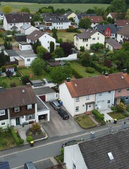 Familienfreundliches Reiheneckhaus mit Garten und Wintergartenplanung - Heinersreuth