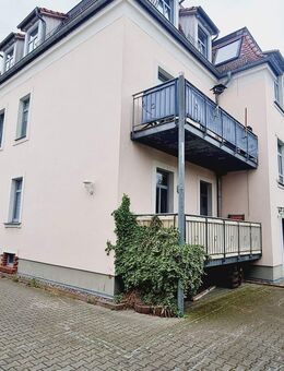 Tolle 4.RW. mit Dachterrasse, Eckbadewanne, Garten, PKW-Stellpl. u.v.m. in Neusörnewitz! - Coswig