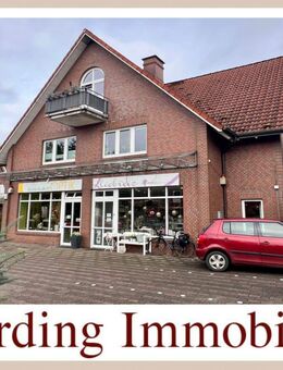 Charmante Dachgeschoss-Wohnung mit SW-Balkon mitten in Duvenstedt - Hamburg