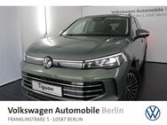 VW Tiguan, 1.5 l Elegance eTSI, Jahr 2022 - Berlin