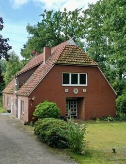 Attraktives Einfamilienhaus in Vahlde mit großzügiger Wohnfläche und Terrasse! - Vahlde