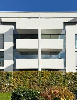 *Uninähe* Blaustein neuwertige 3-Zi.-Wohnung im 2.OG sonnige Südwestlage, Balkon, EBK, TG - Blaustein