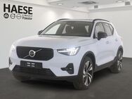 Volvo XC40, B4 Ultra Dark EU6d ° Privacyglas, Jahr 2024 - Wiesbaden Kastel