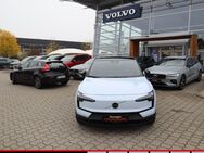 Volvo EX30, Single Motor RWD Plus WinterPak, Jahr 2022 - Potsdam