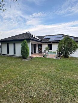 Energetisch sanierter Winkelbungalow in familienfreundlicher Wohnlage von Vettelschoß - Vettelschoß