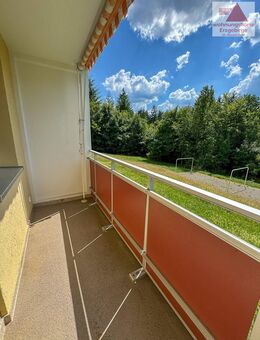 Erstbezug! 3-Raum-Wohnung mit Balkon in ruhiger Lage auf dem Brünlasberg - Aue