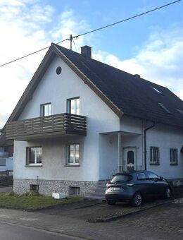 Großzügiges Wohnhaus mit Garten, Garage und Ausbaureserve-Lebach - Lebach