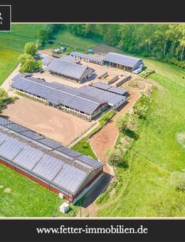 Reitanlage bei Villingen-Schwenningen mit lukrativer PV-Anlage, zwei Reithallen in traumhafter Lage! - Villingen-Schwenningen
