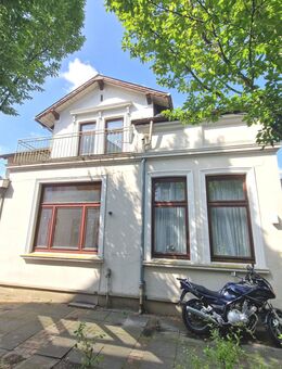 Stilvolle Stadtvilla – Eine Perle der Zeitgeschichte wartet auf neue Glanzmomente - Brake (Unterweser)