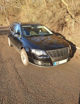 Passat Variant Comfortline 2.0 TDI mit Winterreifen auf 18 Zoll Alufelgen - Espenau
