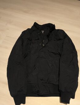 Winterjacke Größe L von new Yorker - Bochum