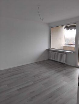 Erstbezug nach Sanierung, 3 Zimmer Wohnung mit Balkon in Gelenkirchen zu vermieten - Gelsenkirchen