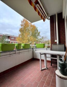 BELLE ETAGE zu verkaufen , 3-Zimmer mit Balkon & Stellplatz - 1. Etage im ruhigen Zehlendorf, 90 m² - Berlin