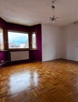 Platz für Ideen-Grosszügige Wohnung in Schwenningen. - Villingen-Schwenningen