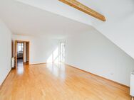 AIGNER - Lichtdurchflutete Dach-Maisonette mit herrlicher Aussicht ins Grüne - Karlsfeld