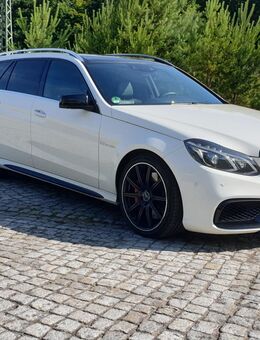 Mercedes E63 S AMG 4 Matic W212/S212 - Neustrelitz