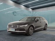 Volvo V90, T6 Core Recharge Plug-In Hybrid AWD FLA, Jahr 2023 - München