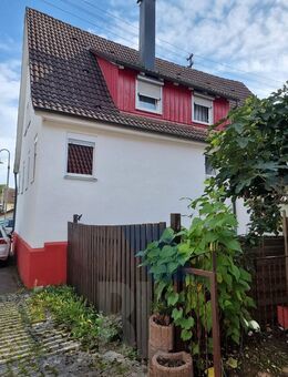 Kapitalanleger aufgepasst - Ein gepflegtes Wohnhaus aus dem Jahr 1900 mit 3 Wohneinheiten erwartet Sie! - Sulzbach (Murr)