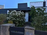 Provisionsfrei - Architektenhaus (Glässel) mit traumhaft angelegtem Garten zu verkaufen - Selb