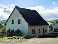 Haus mit viele Möglichkeiten in ruhiger Lage am Ortsrand von Schönecken. - Schönecken