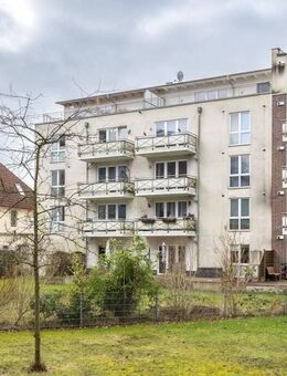 westimmobilien: Endetage mit Blick ins Grüne - Moderne Eigentumswohnung in Hamburg-Lurup - Hamburg