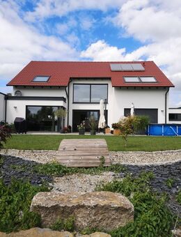 "Modernes Einfamilienhaus - in Randlage, Stilvoll Wohnen" - Satteldorf
