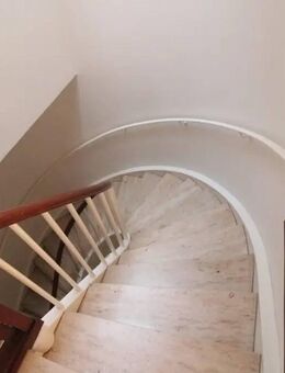 FLENSBURG-ALTSTADT/ SCHÖNE, ZENTRAL GELEGENE 3 ZIMMER ALTBAUWOHNUNG - Flensburg