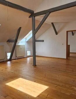 Großzügige und Zentrumsnahe 4-Zi. Wohnung im Dachgeschoss - Mühlhausen (Thüringen)