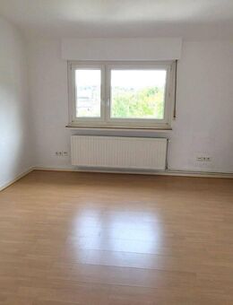 Gepflegte Dachgeschosswohnung, ca. 57m² in Arnsberg - Arnsberg