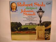 Robert Stolz , Wiener Symphoniker , Johann Strauss Jr. - Robert Stolz Dirigiert Johann Strauß (Langspielplatte) SONIC - Rosenheim