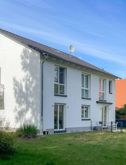Wohnen, vermieten oder kombinieren: Großes Haus mit Garten in ruhiger Lage von Birkenwerder - Birkenwerder