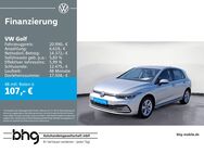 VW Golf, 1.5 TSI, Jahr 2022 - Rottweil