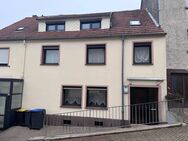 Eppelborn: Einfamilienhaus mit ca. 164 m² Wohnfläche und Garten - Ideal für Handwerker - Eppelborn