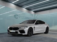 BMW M8, Gran Coupe xDrive Competition Laser B&W, Jahr 2020 - München