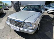 Mercedes-Benz E 220 Oldtimer mit 102tkm - Leverkusen