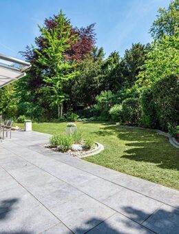 Hochklassige 5-Zimmer-Wohnung mit Südgarten, Sauna und Hobbybereich in ruhiger Toplage - München