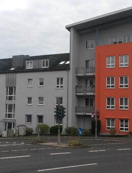 Zentral gelegen mit Aufzug und Balkon! - Remscheid