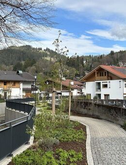 Wunderschöne 5-Zimmer-Wohnung zu verkaufen, auch als Ferienwohnung geeignet - Garmisch-Partenkirchen