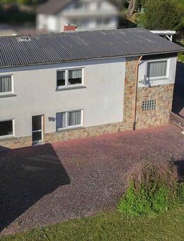 Ankommen. Wohlfühlen. Glücklich sein. - Im eigenen Haus mit Gartenparadies! - Hünstetten