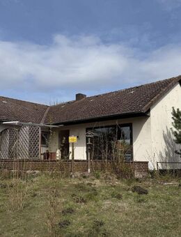 Celle-Garßen: Großzügiger Bungalow im Rohbauzustand - Celle