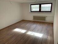 Großes, teilrenoviertes, ruhig gelegenes Einfamilienhaus - Pfaffenhofen (Roth)